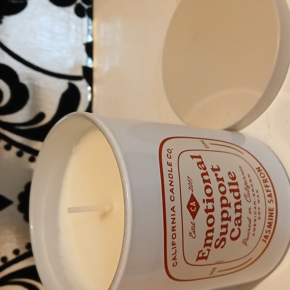 Jasmine Saffron Emotional Support Candle - Picture 2 of 2